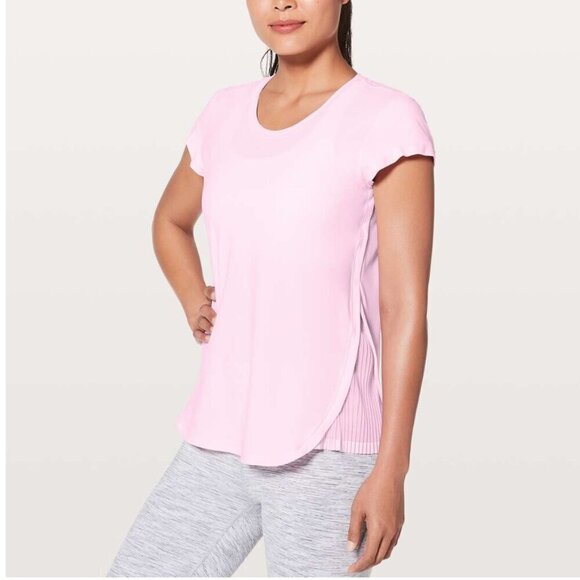 RARE Lululemon Pleated Sides Relaxed UV Protect Short Sleeve Blush Pink 6 NWOT - Picture 4 of 9